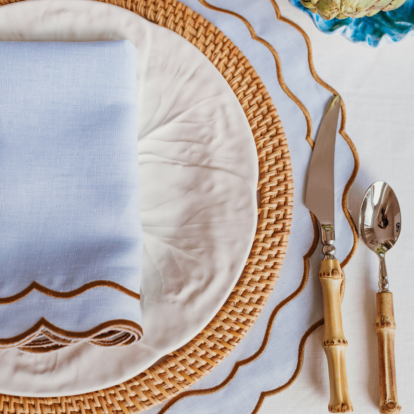 Set of 4 - Linen Scalloped Edged Napkins - Baby Blue