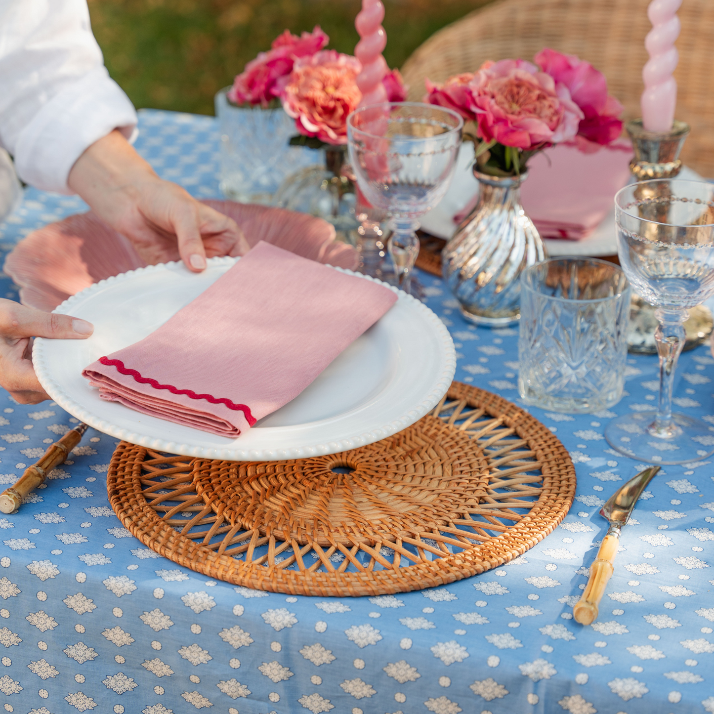 Linen Wave Napkins - Set of 4 - Pink with Raspberry Wave