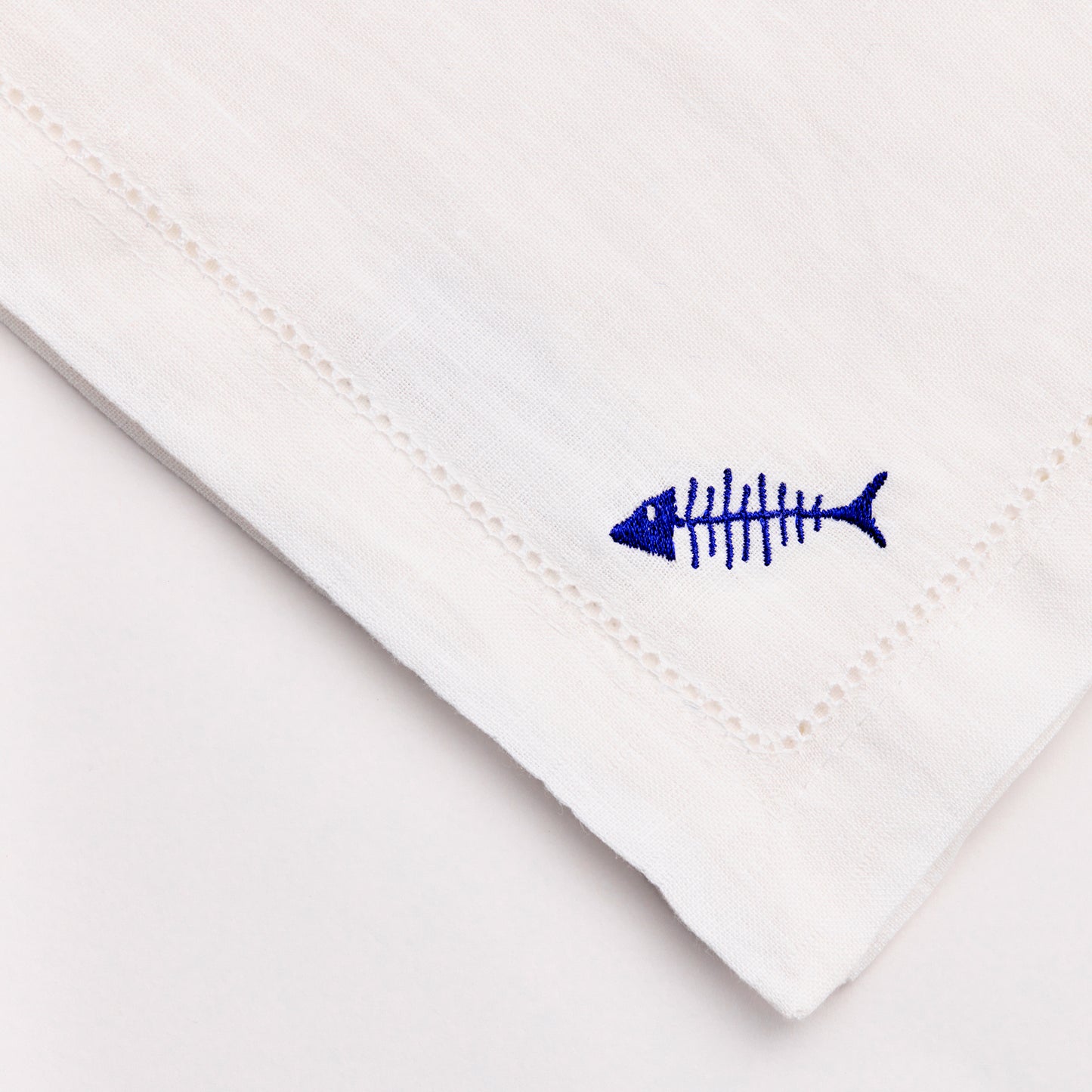 Set of 4 - Linen Hemstitch Napkin with Embroidery Detail - White